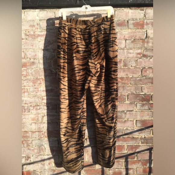 WOMENS FOCUS 2000 SEXY ANIMAL PRINT PARTY HOLIDAY PANTS BLACK BROWN TAN 8 - Picture 3 of 4